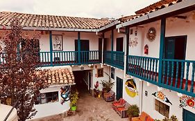 La Estacion San Pedro